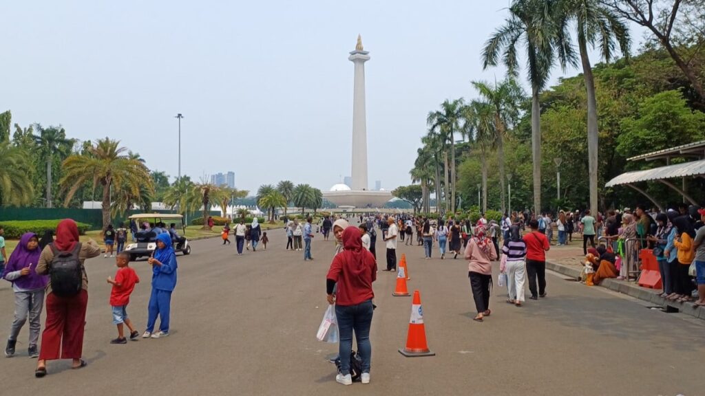 Wisata Monas