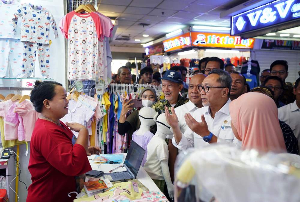 Zulhas Kunjungi Pasar Tanah Abang